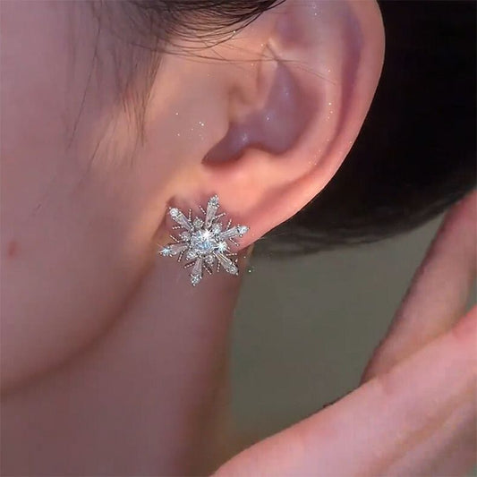 Elegant Silver Snowflake Earrings with Brilliant Zirconia